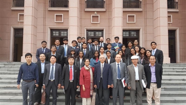 Đoàn nghiên cứu Viện Quản lý Bangalore (IIMB), Ấn Độ thăm và làm việc tại Học viện Chính trị quốc gia Hồ Chí Minh